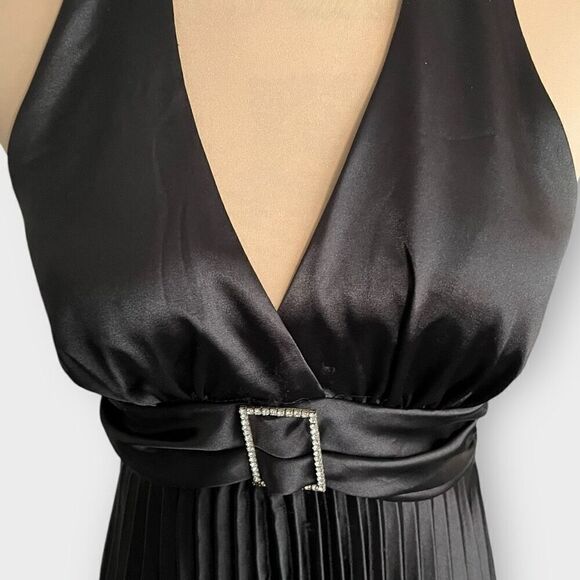 Jimmy Lee Women’s M Pleated Halter Dress with Rhinestone Buckle Black - Picture 2 of 7